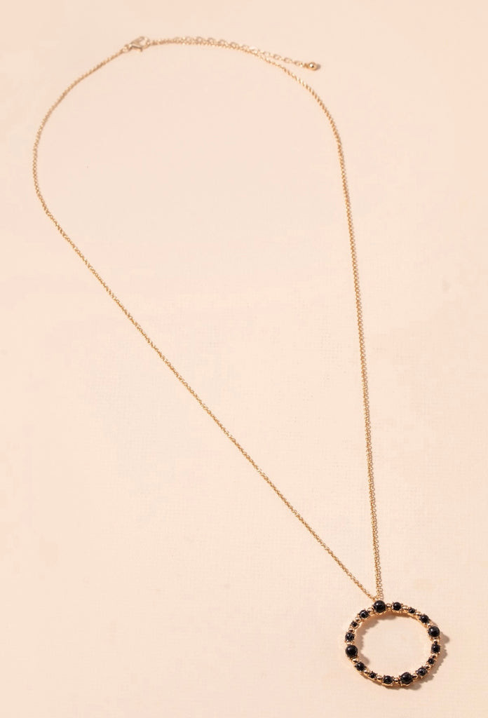 Black Stone Circle Pendant Necklace