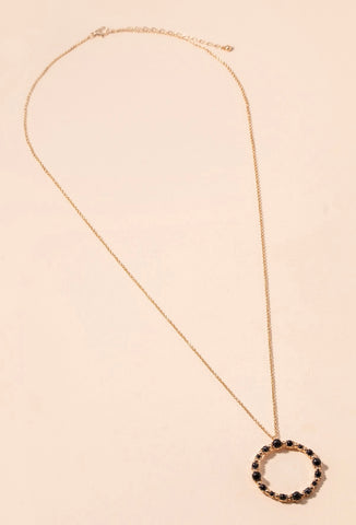 Black Stone Circle Pendant Necklace